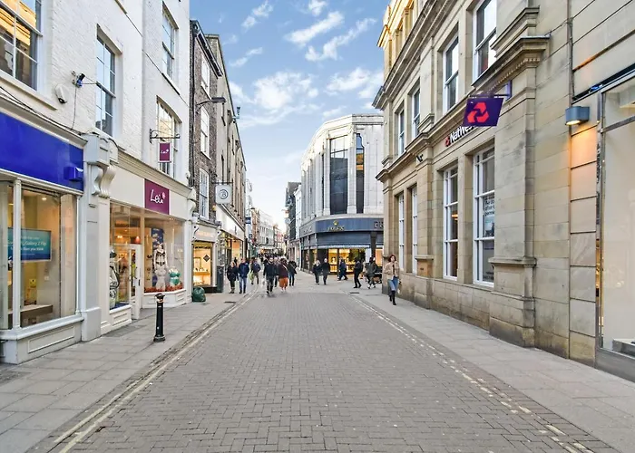 Bateman, Modern Centre Sleeps 6 Apartment *