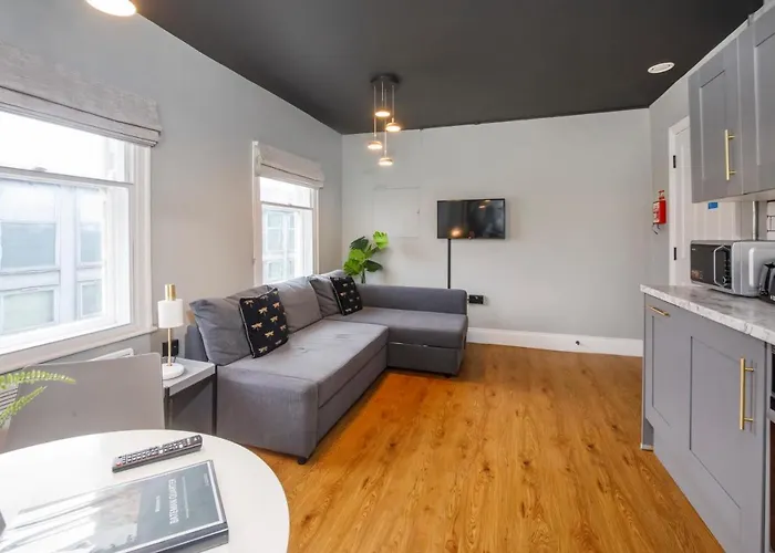 Apartment Bateman, Modern Centre Sleeps 6 York